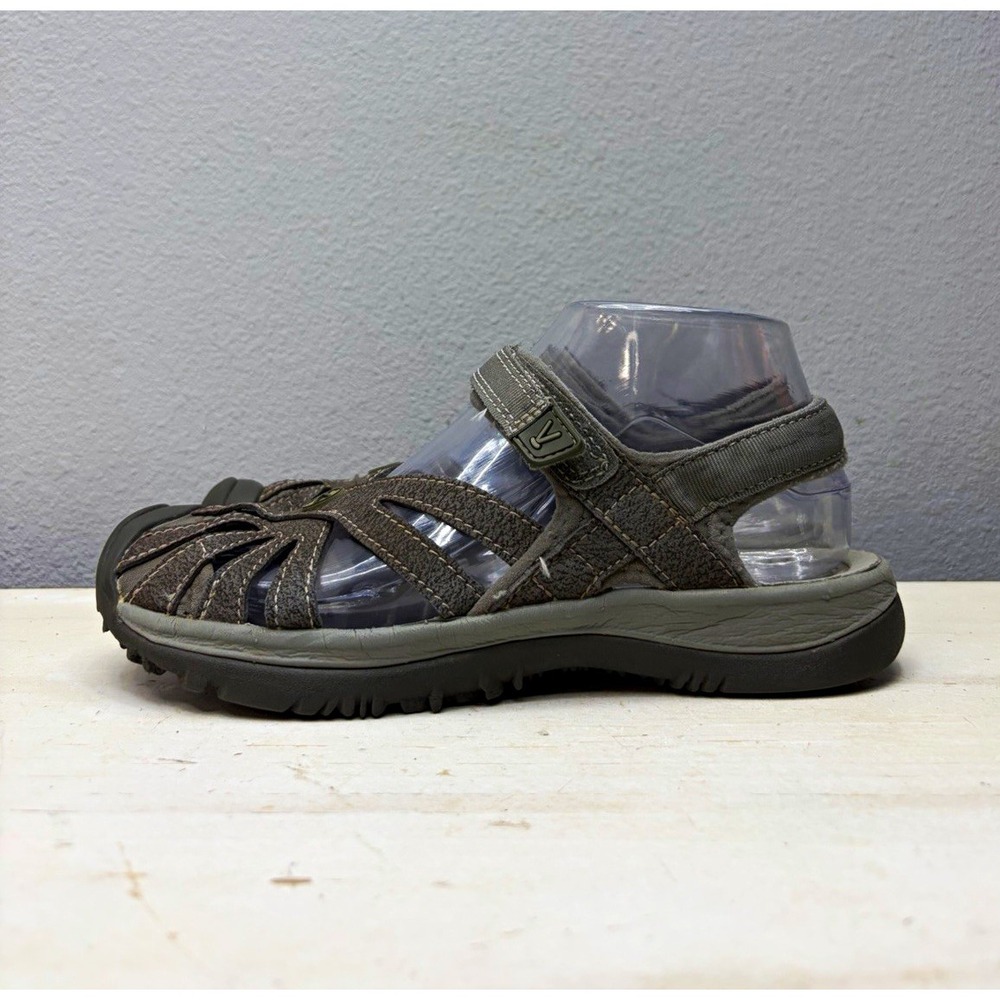 KEEN Grey Rose Sandals Size 7